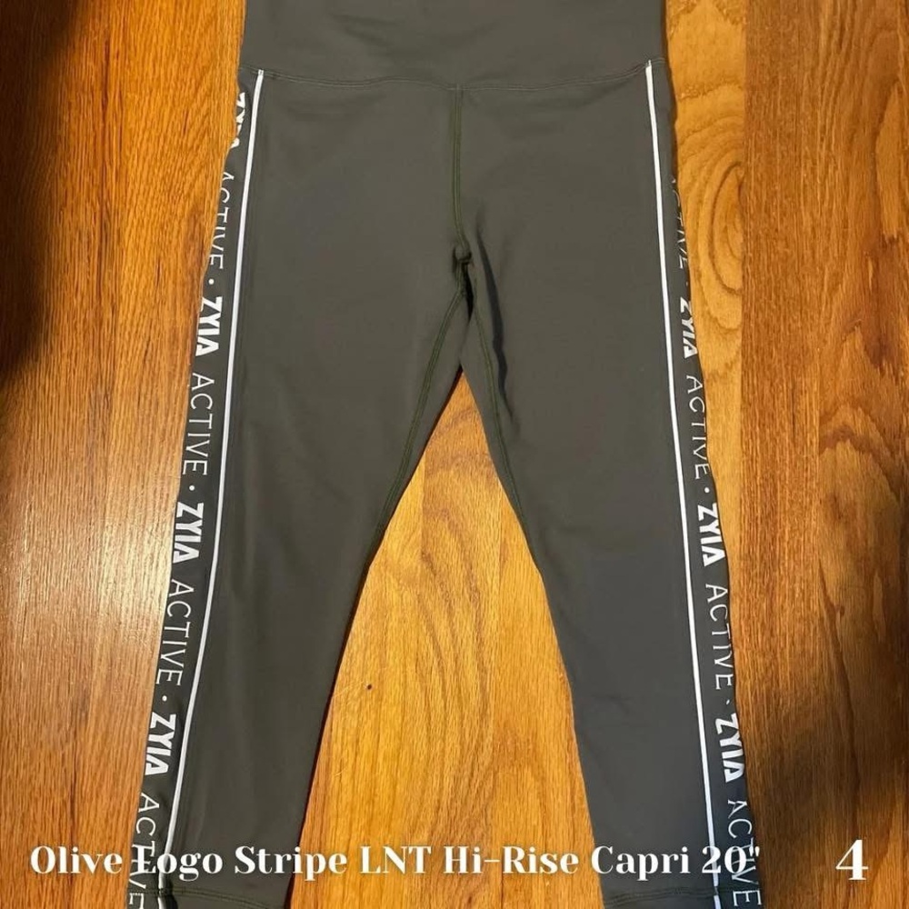 Olive Logo Stripe LNT Hi-Rise Capri 20” Size 4 Zyia